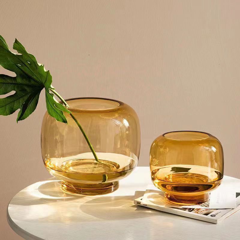 Vas bundar yang Instagramable dengan perut besar